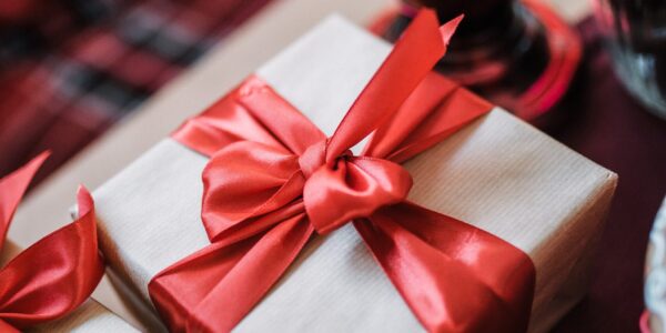 gift boxes red ribbon