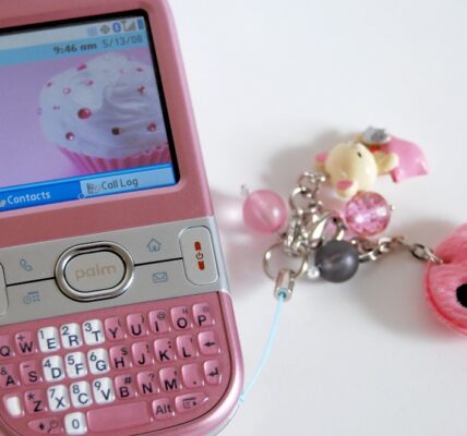 smartphone touchscreen finger