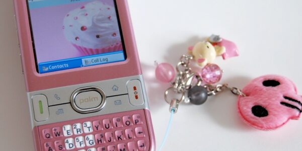 smartphone touchscreen finger